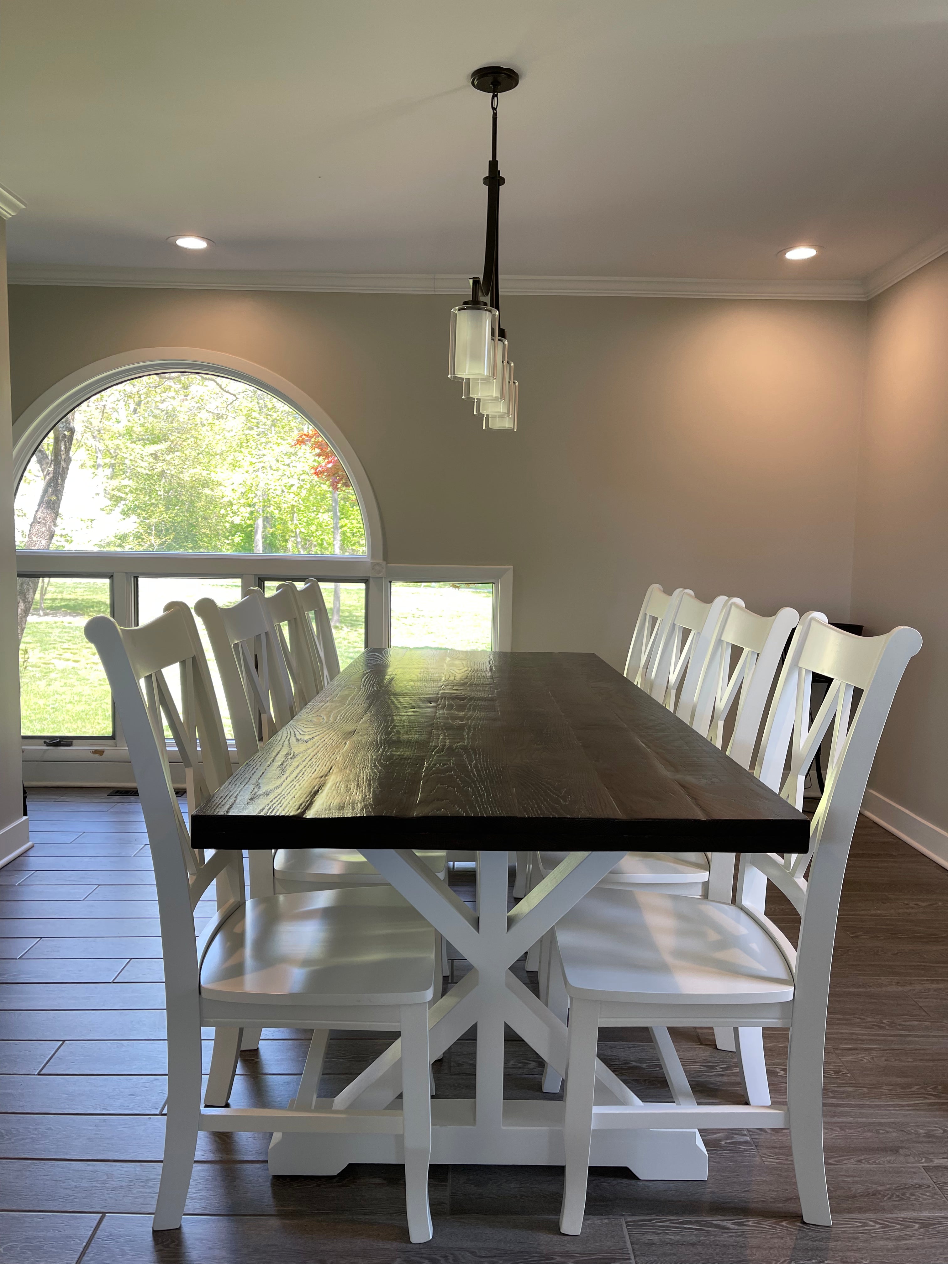 The Caitlyn Farm Table