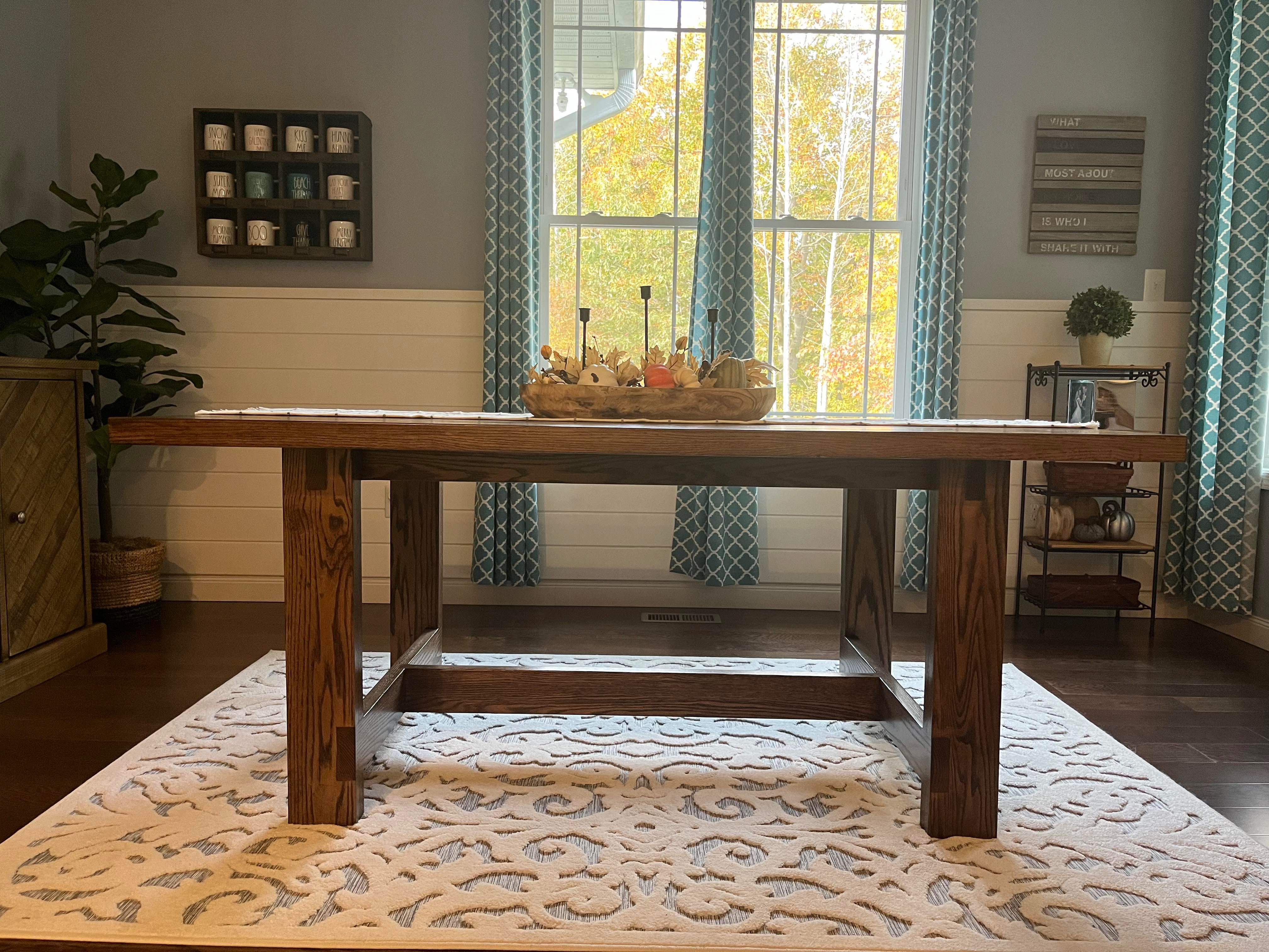 The Rand Farm Table